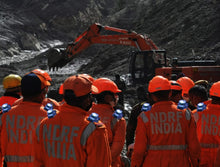 Load image into Gallery viewer, Shoulder Light for NDRF Team